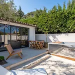 La Bastide Petite - Au Coeur De Villa Saint-Tropez